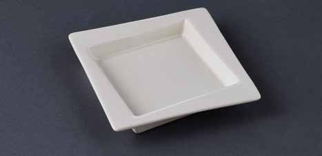 Тарелочка квадратная 111х111мм с асиметричными полями фарфор Miniature Ariane белый AMNARN000101003