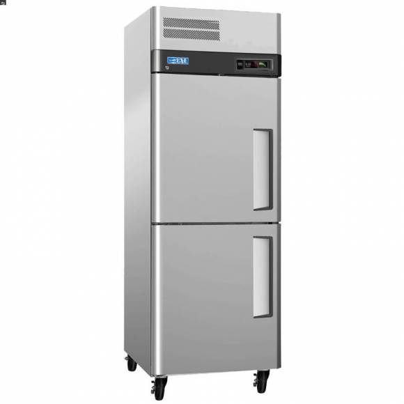 Шкаф холодильный Turbo Air CM3R24-2 (LH) Шкаф холодильный Turbo Air CM3R24-2 (LH)