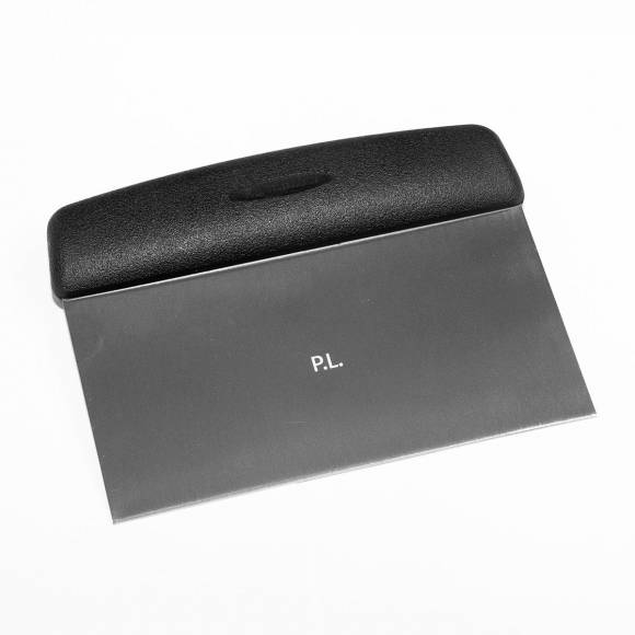 Скребок металлический с пластиковой ручкой, 15см*7,5 см, P.L. Proff Cuisine GS-10304-150-BK101