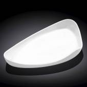 Блюдо треугольное 255мм Wilmax WL-991323/A /6/36/ Блюдо треугольное 255мм Wilmax WL-991323/A /6/36/